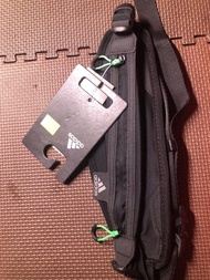 adidas 跑步腰包
