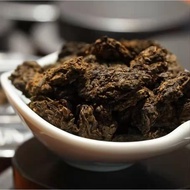 #普洱熟茶老茶头# 2012年帕莎古树纯料普洱茶熟茶老茶头125克/300克罐装 帕莎古树普洱茶熟茶 百年古树熟茶老茶头  部分茶头表面已挂霜 口感顺滑 甜糯十足