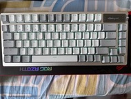 ROG AZOTH SNOW 雪軸