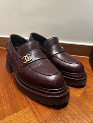 Chanel Burgundy Leather Quilted cc Loafers 厚底樂福鞋