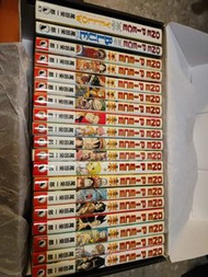 售全套One Piece漫畫，特集Yellow Blue
No 1-4, 24- 39, 51
海賊王，航海王
路飛，卓落，奈美，索柏

繁體中文日文版

包括多本單行本和兩本資料集。漫畫封面設計精美