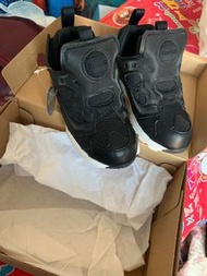 Reebok pump fury