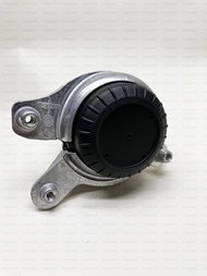 Mrecedes-Benz ยางแท่นเครื่อง แท่นเกียร์W205เบอร์ Benz C-Class W205 C160 C180 C200 C250 C300 C350e E-