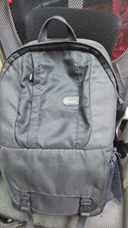 Lowepro 相機背包