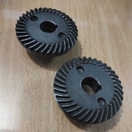 MESIN Helical Gear ️ Medium Diameter 41.6mm • Dm Hole 11.6mm • Dm Middle Circumference 20mm • Edge T