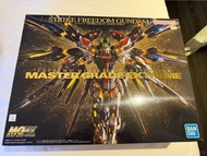 全新 MGEX Strike Freedom Gundam