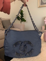 chanel denim tote