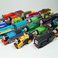 ของเล่นรางรถไฟไฟฟ้า Thomas รุ่น Percy Gordon Henry Edward Emily Charlie