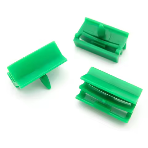 Rocker Panel Clips Side Skirt Sill Moulding Retainers For BMW 5 Series E60 545i M5 550i 51717066223