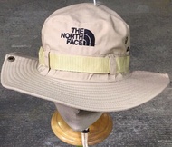 หมวกบักเก็ตเดินป่า The North Face หมวกกันแดด ตั้งแคมป์ ปีนเขา มีสายคล้องคอ ปีกกว้าง สินค้าพร้อมส่ง