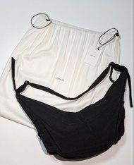 Lemaire Croissant Bag / medium Soft Game bag in nylon canvas