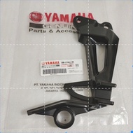 Right Rear Footstep Mount Bracket Yamaha Vega R New 2006 Original 3S0-F7462-00 GENUINE - RPMSEMARANG