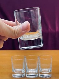Set of 4 Shot Glasses 玻璃杯