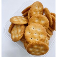 <Biskut Timbang> JULIE'S Cheese Cracker /Biskut Masin 咸饼仔