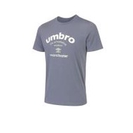 UMBRO Manchester Graphic เสื้อยืดผู้ชาย UM126AP777EOTH