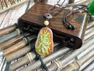 【一物一圖】天然雙色鹽源瑪瑙牡丹花手工雕刻吊墜 連手編項鍊繩