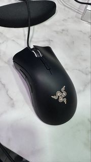 Razer DeathAdder Elite 專業電競滑鼠 | 經典手感 | 高精度 5G 感測器