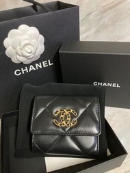 Chanel  19 short Wallet//19山羊皮短銀包
