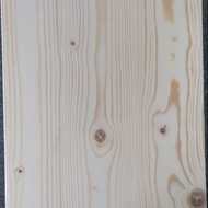 Solid pine wood board