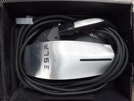 Tesla Wall Connector 家用充電器