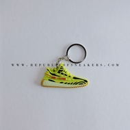 [2D KEYCHAIN] ADIDAS YEEZY BOOST 350 V2 FROZEN YELLOW