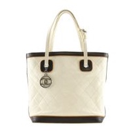 Pre-owned CHANEL Matelasse tote bag in calfskin with a Coco charm. Made in Italy in 2007. Ivory. Can