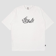 Queenbeer - T-Shirt Kylie White
