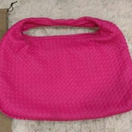 [保證正品BV100%全新 Bottega Veneta 大size 肩背手拿2用包 BV  桃紅色]  100%全新