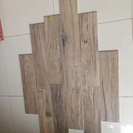 Motif Kayu Seri Kayu Drovere Vine Granit Romawi 15X60