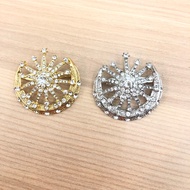 Kerongsang Songkok Bulan Sabit