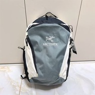 Arcteryx Mantis 26 L 雙肩包 背包 登山包 徒步包