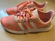 愛迪達 Adidas 粉橘色慢跑鞋 李聖經款