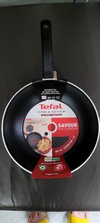 全新  包順豐 Tefal  Easy plus 28厘米炒鍋