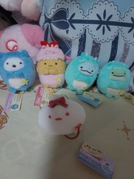 日本直送 角落生物角落小伙伴龍年恐

龍真蜥蜴 恐龍媽媽企鵝珍珠 炸蝦豬

排白熊手玉公仔場景