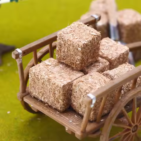 4Pcs Mini Natural Square Round Hay Bale Straw Hay Bale Blocks Dollhouse Farm Garden Thanksgiving Aut