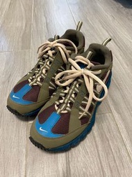 95% New Nike Air Humara 17 US7 EUR40