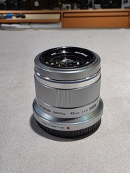 Olympus 45mm F1.8 Lens