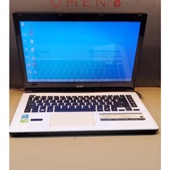 Acer i5 Slim gaming laptop like new with Ssd Dual Graphic