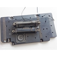 LG 42LA7400 speakers