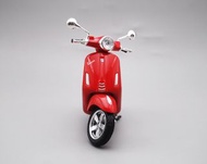 Vespa Primavera 150 紅色電單車【 比例 1：12 】