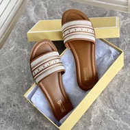 184.Michael Kors涼鞋🤎