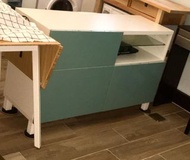 IKEA BESTA