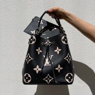 LV🖤黑牛皮NeoNoe MM水桶包M45497