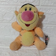 Disney Winnie The Pooh doll, Boneka Tiger Tigger Seri Pooh Original