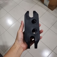 BUMPER BRACKET BMW E34 (ATTACH BODY) BUMPER MOUNTING BRACKET