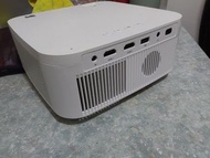 白色投影機 HDMI USB 接口