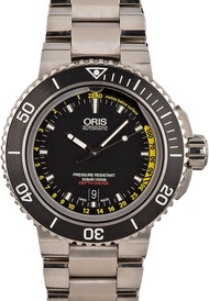 Oris Aquis Depth Gauge Stainless Steel Men's Watch - Model Number: 01 733 7755 4154-Set MB