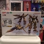BANDAI BIG WEST HG MACROSS PLUS YF-19 1/100 SHORTCUT CHANGE MODEL KIT
