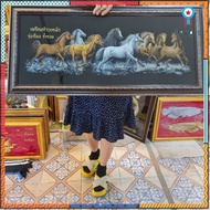 กรอบรูป ม้า 8ตัว ภาพม้ามงคลเรียกทรัพย์ ภาพม้าวิ่ง ภาพม้าแปดตัว เสริมฮวงจุ้ย ของขวัญ ของที่ระลึก ของชำร่วย วันเ ยอดขายดีอันดับหนึ่ง