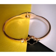 High-quality 4-leaf clover-shaped alloy ring P034